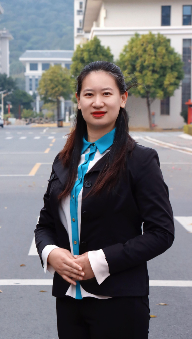 李佳妍